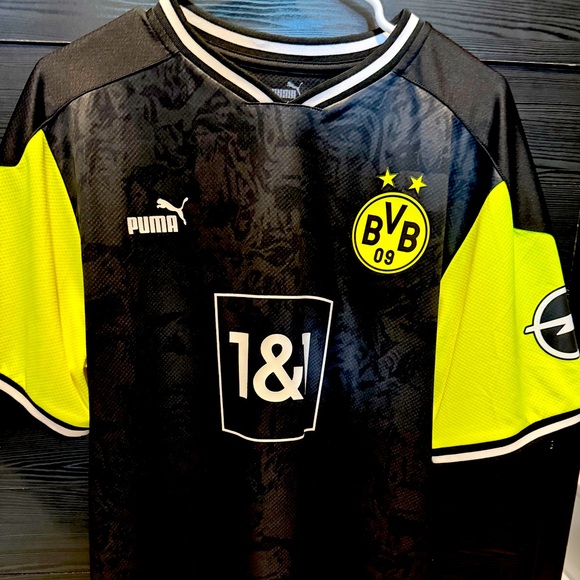 BORUSSIA DORTMUND PUMA 2020-2021 'NEONGELB' SPECIAL SHIRT - Picture 1 of 6